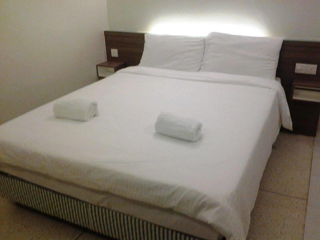 Qish Hotel Melaka Zewnętrze zdjęcie