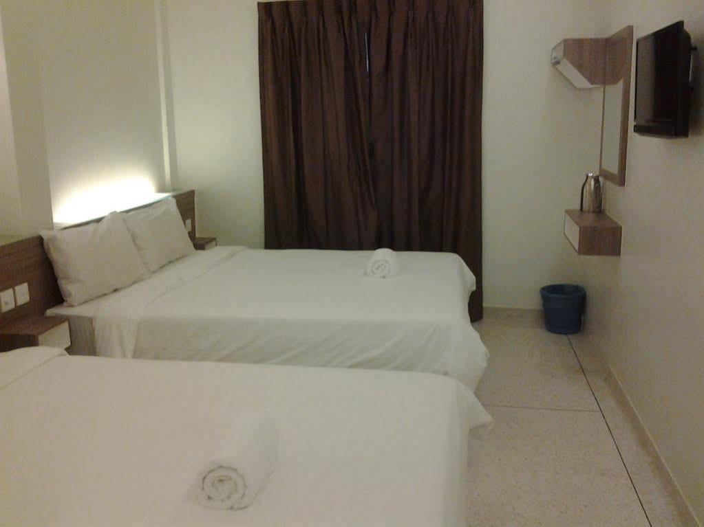 Qish Hotel Melaka Zewnętrze zdjęcie